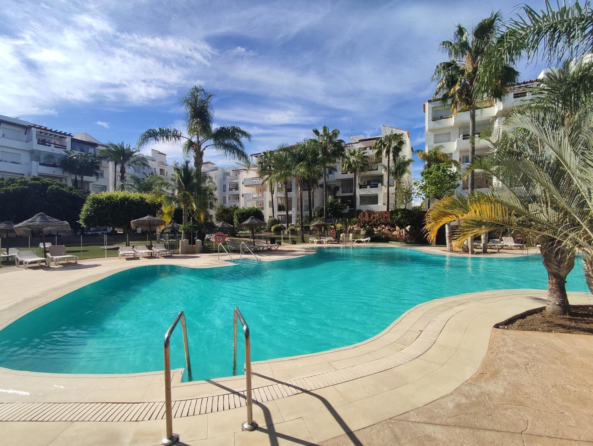 Costalita On The Beach - 3 Bedroom Cosy Apartment Estepona Luaran gambar